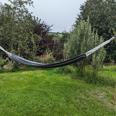 Luxury Glamping Cabin With Outdoor Bath On Cornish Flower Farm Truro Exterior foto
