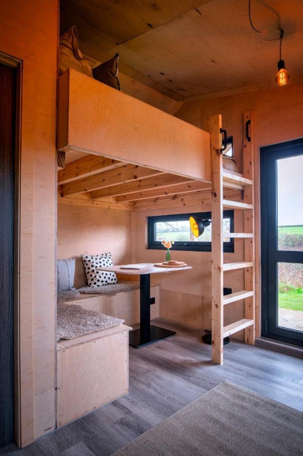 Luxury Glamping Cabin With Outdoor Bath On Cornish Flower Farm Truro Exterior foto